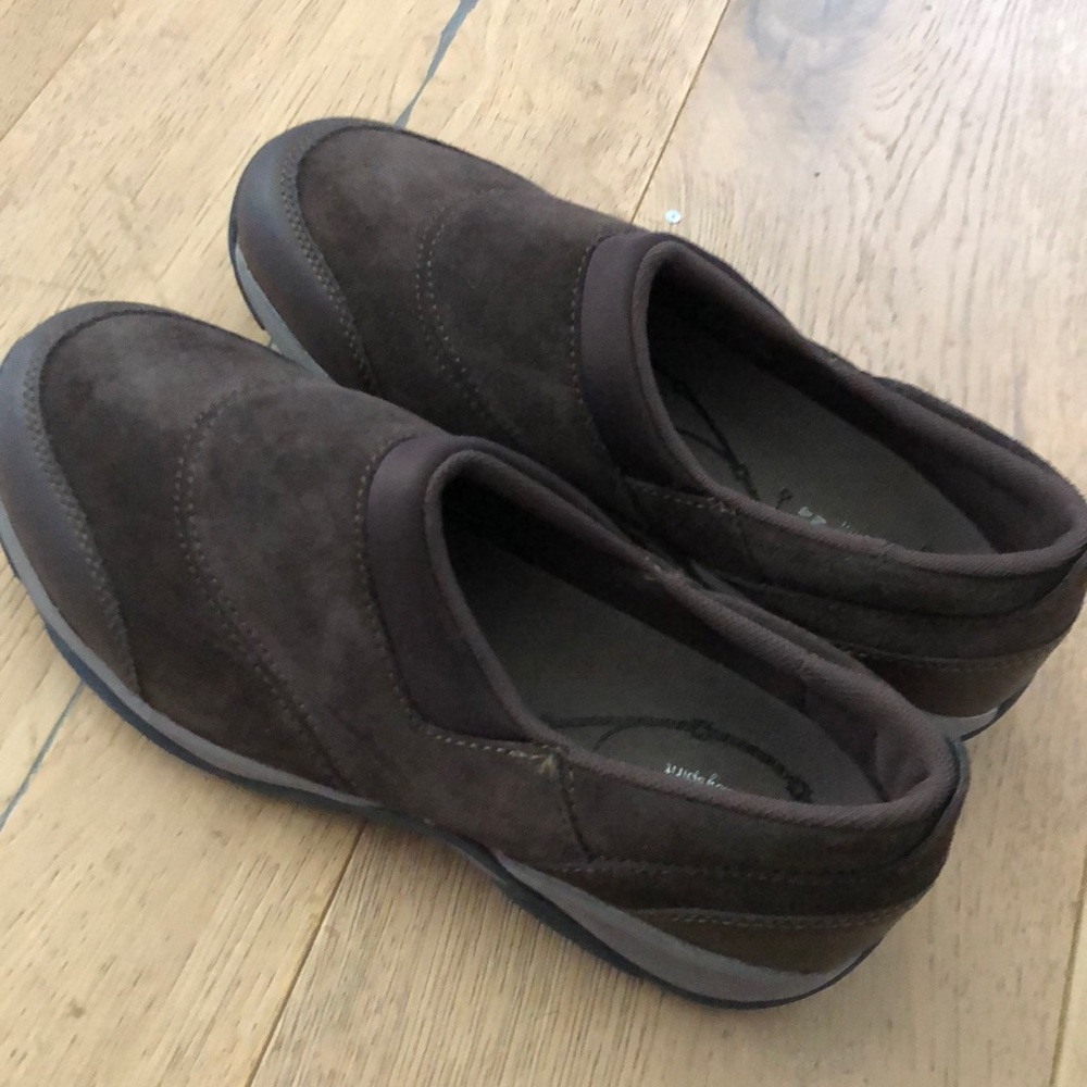 Easy Spirit - Shoes - Brown -Explore 24